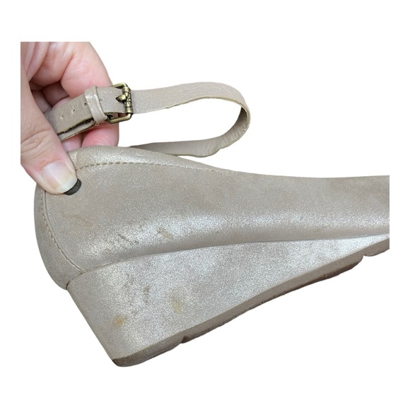 Anthropologie Bussola Tampere Ankle Strap Wedge Leather Heels in Golden Silver - Picture 12 of 16